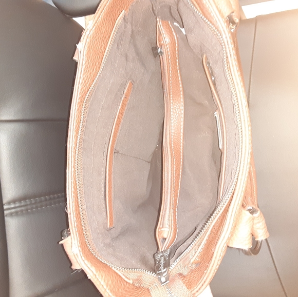 Purse - Picture 3 of 5